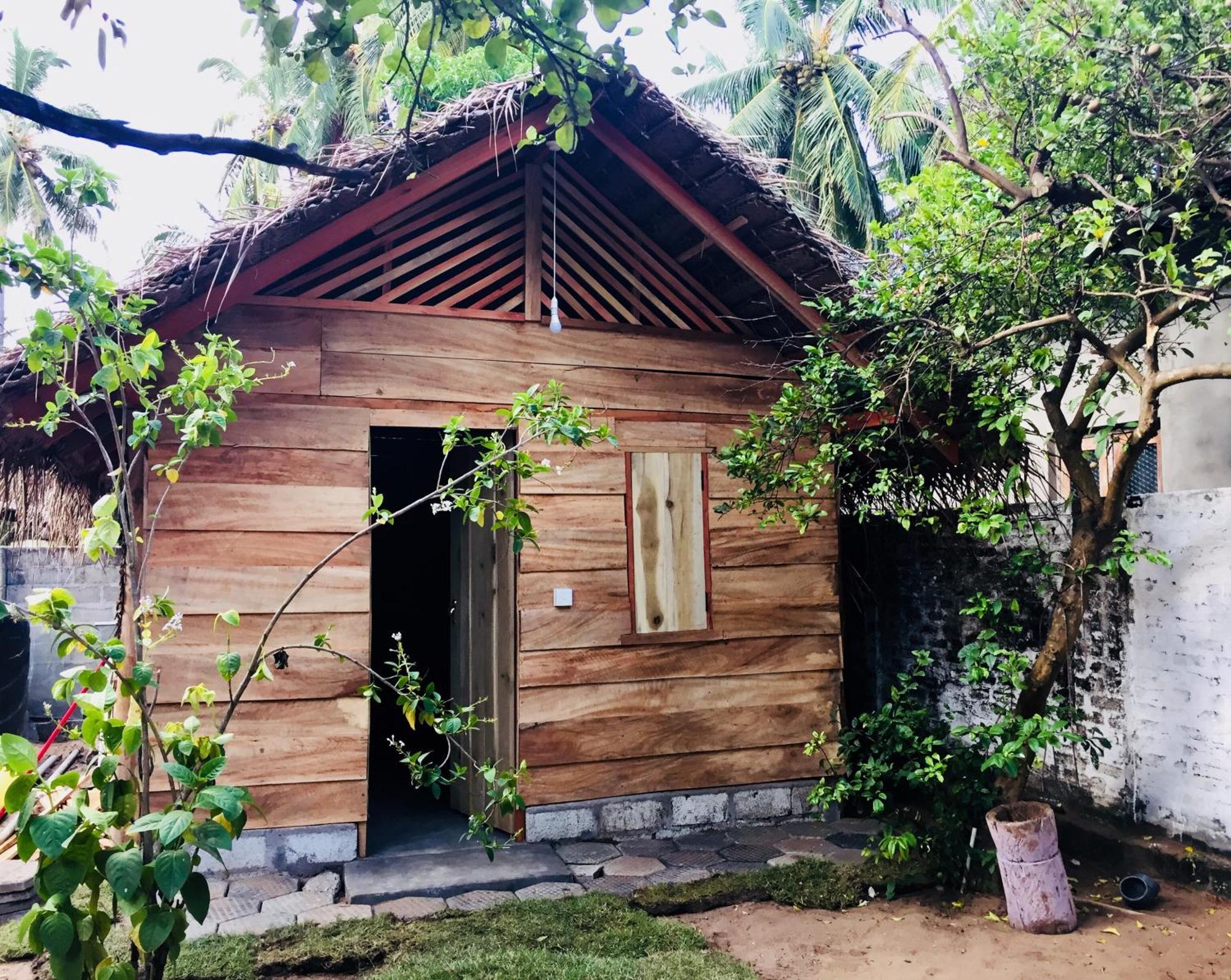 Lemon Tree Hostel Baie d'Arugam Extérieur photo